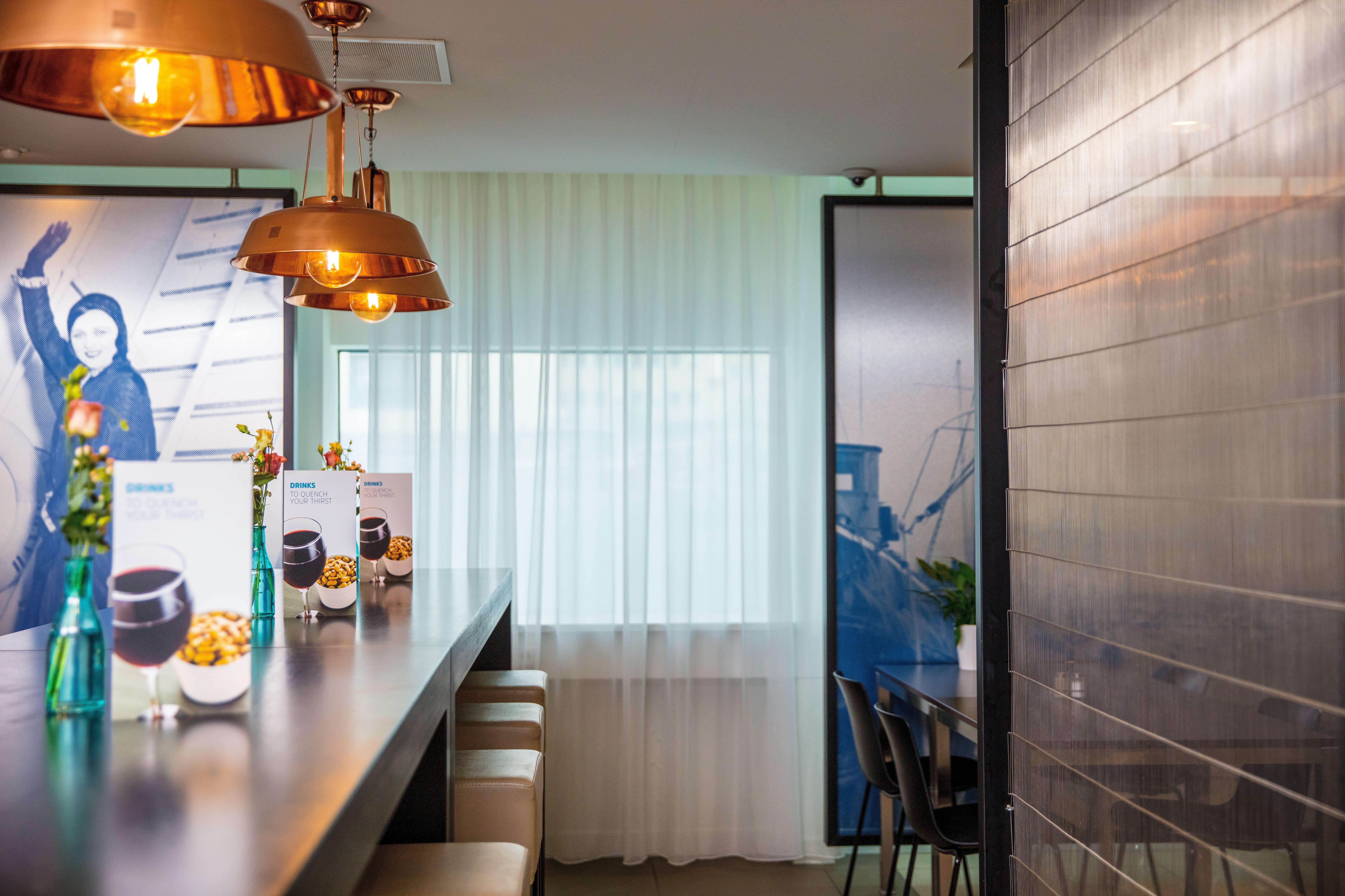 Holiday Inn Express Rotterdam - Central Station By Ihg Exteriér fotografie