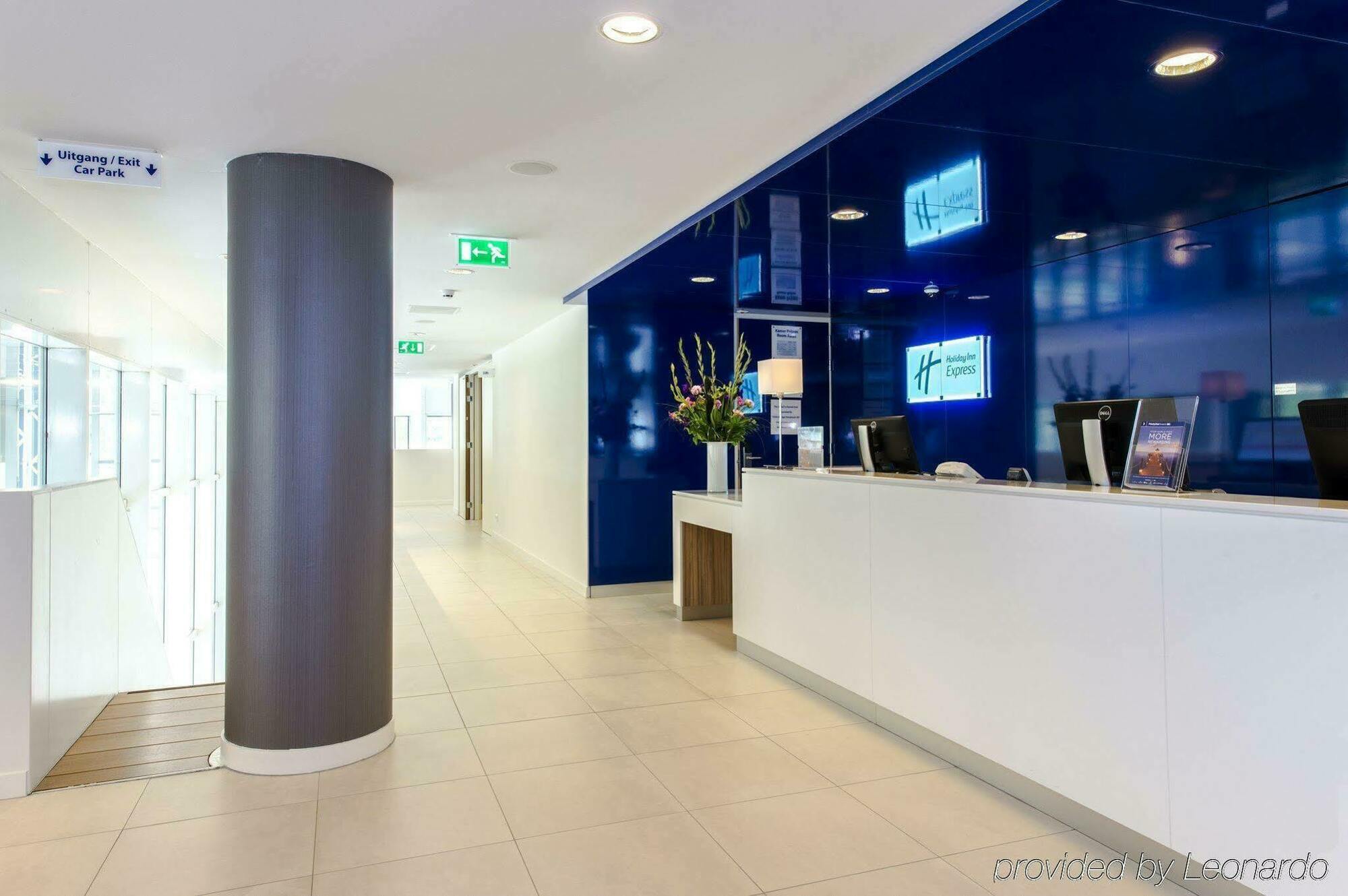 Holiday Inn Express Rotterdam - Central Station By Ihg Exteriér fotografie
